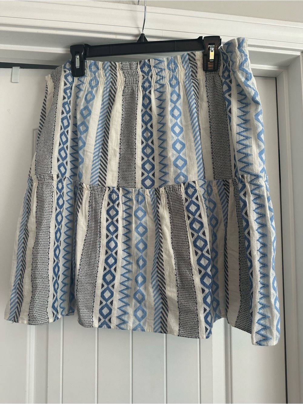 Women’s Loft Outlet XL Blue, White and Grey Geometric Tiered Skirt - Picture 2 of 6